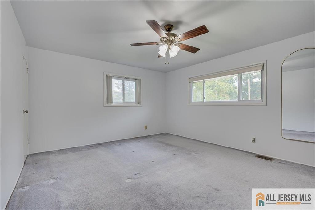 30 Bedford Road South Brunswick NJ 08824