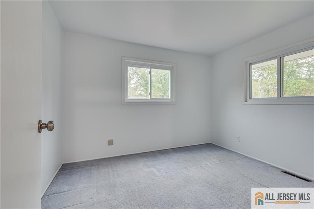 30 Bedford Road South Brunswick NJ 08824