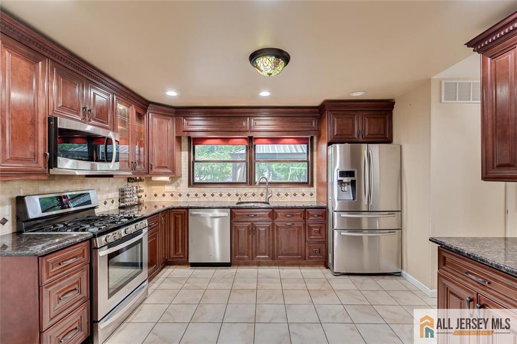 30 Bedford Road South Brunswick NJ 08824