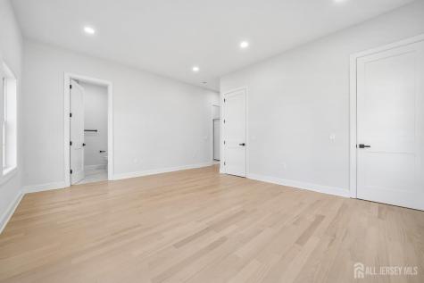 20 Milton Avenue Edison NJ 08820