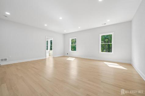 20 Milton Avenue Edison NJ 08820