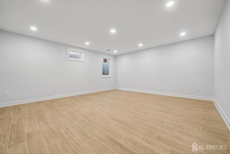 20 Milton Avenue Edison NJ 08820