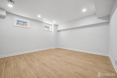 20 Milton Avenue Edison NJ 08820