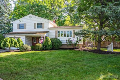 4 Augusta Court Edison NJ 08820