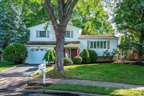 4 Augusta Court Edison NJ 08820