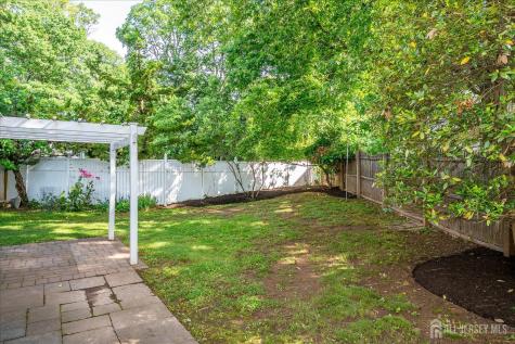 4 Augusta Court Edison NJ 08820