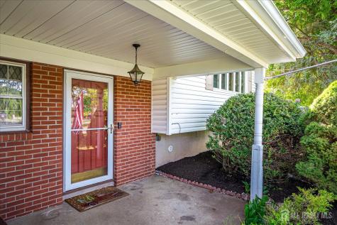4 Augusta Court Edison NJ 08820