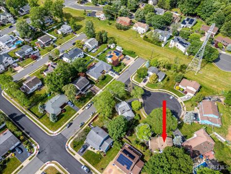 4 Augusta Court Edison NJ 08820