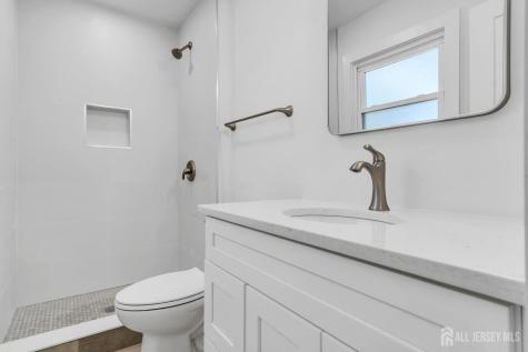 19 Inwood Avenue Monroe NJ 08831