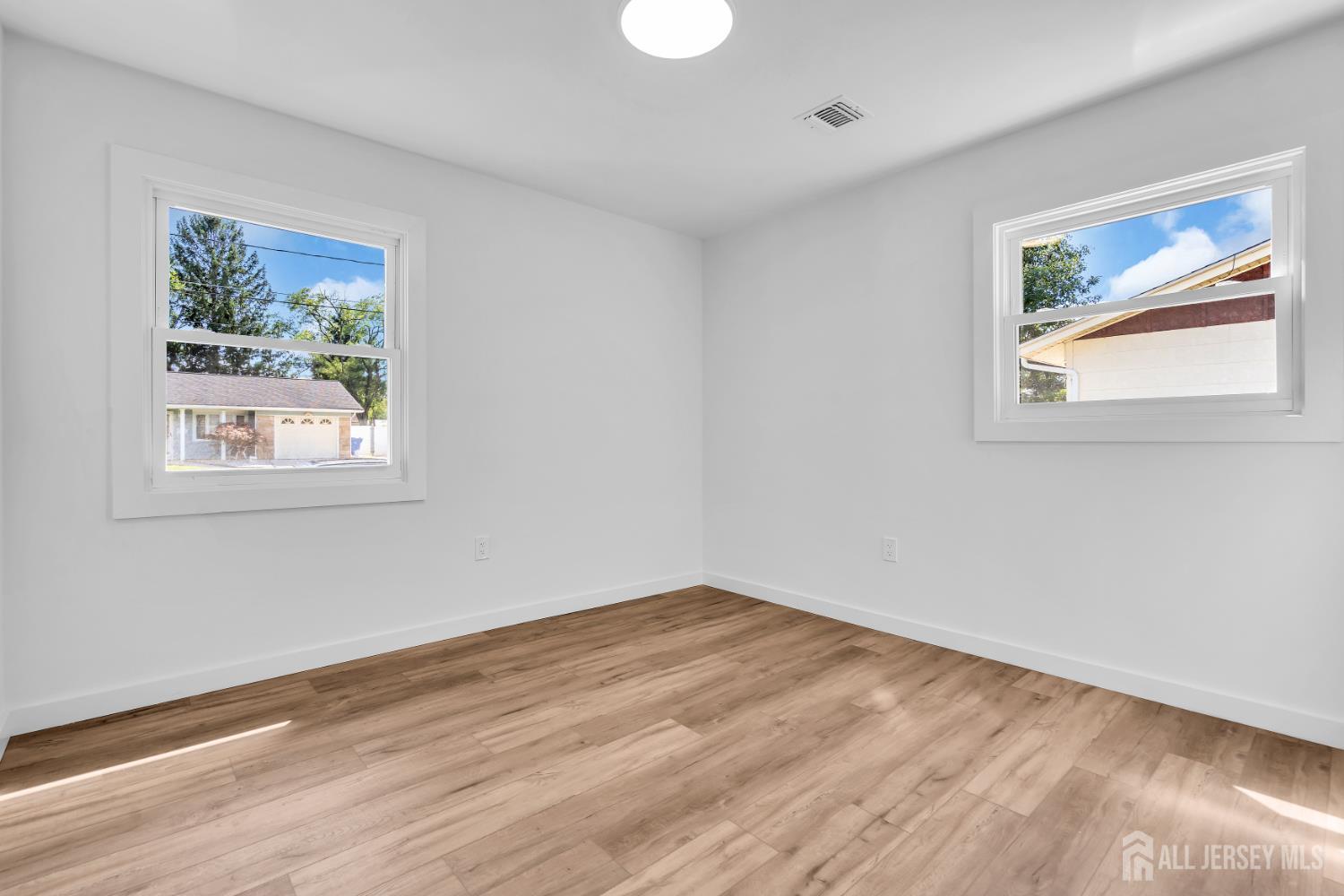 19 Inwood Avenue Monroe NJ 08831