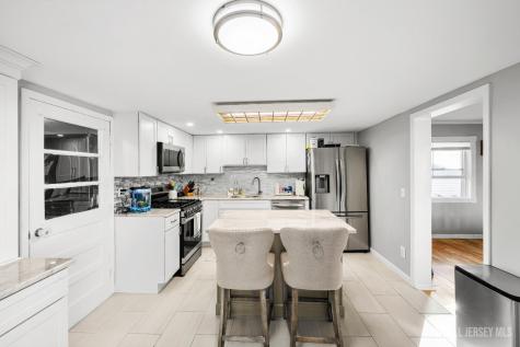 42 John Street Helmetta NJ 08828