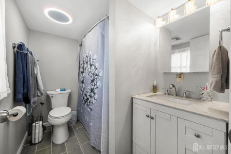 42 John Street Helmetta NJ 08828