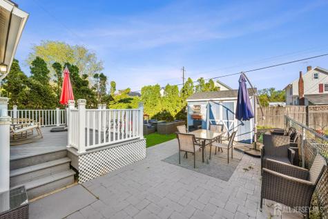 42 John Street Helmetta NJ 08828