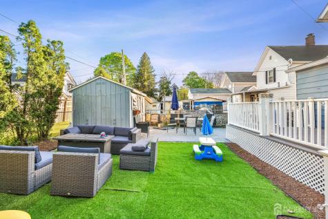 42 John Street Helmetta NJ 08828