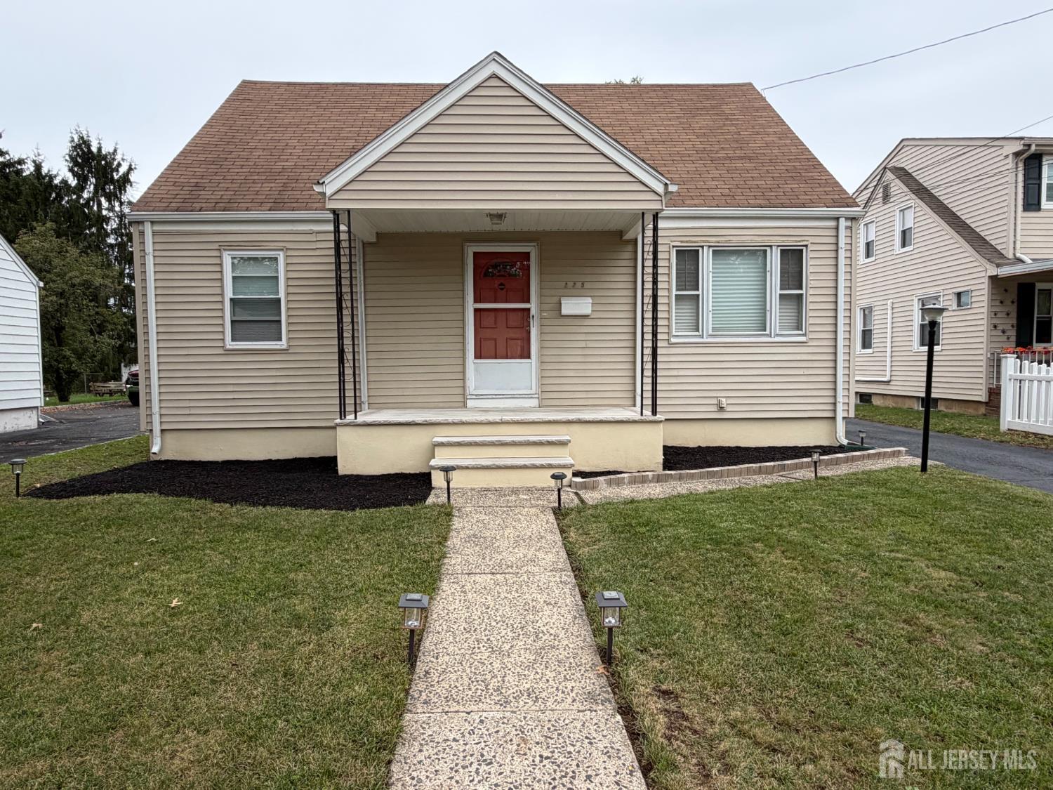 225 225 Harris Avenue Middlesex NJ 08846