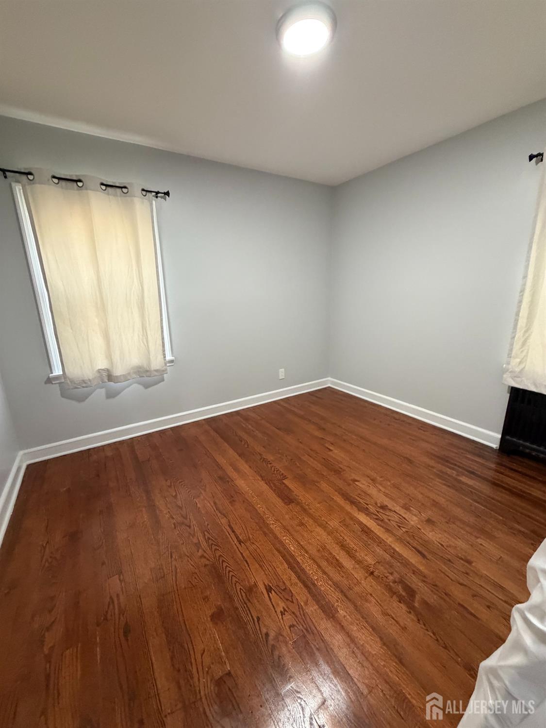 225 225 Harris Avenue Middlesex NJ 08846