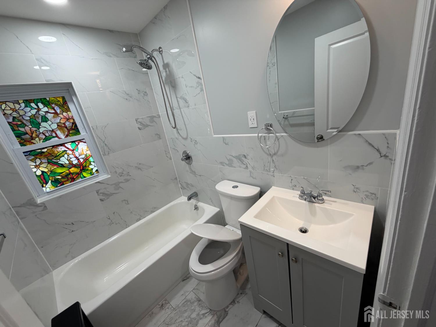 225 225 Harris Avenue Middlesex NJ 08846