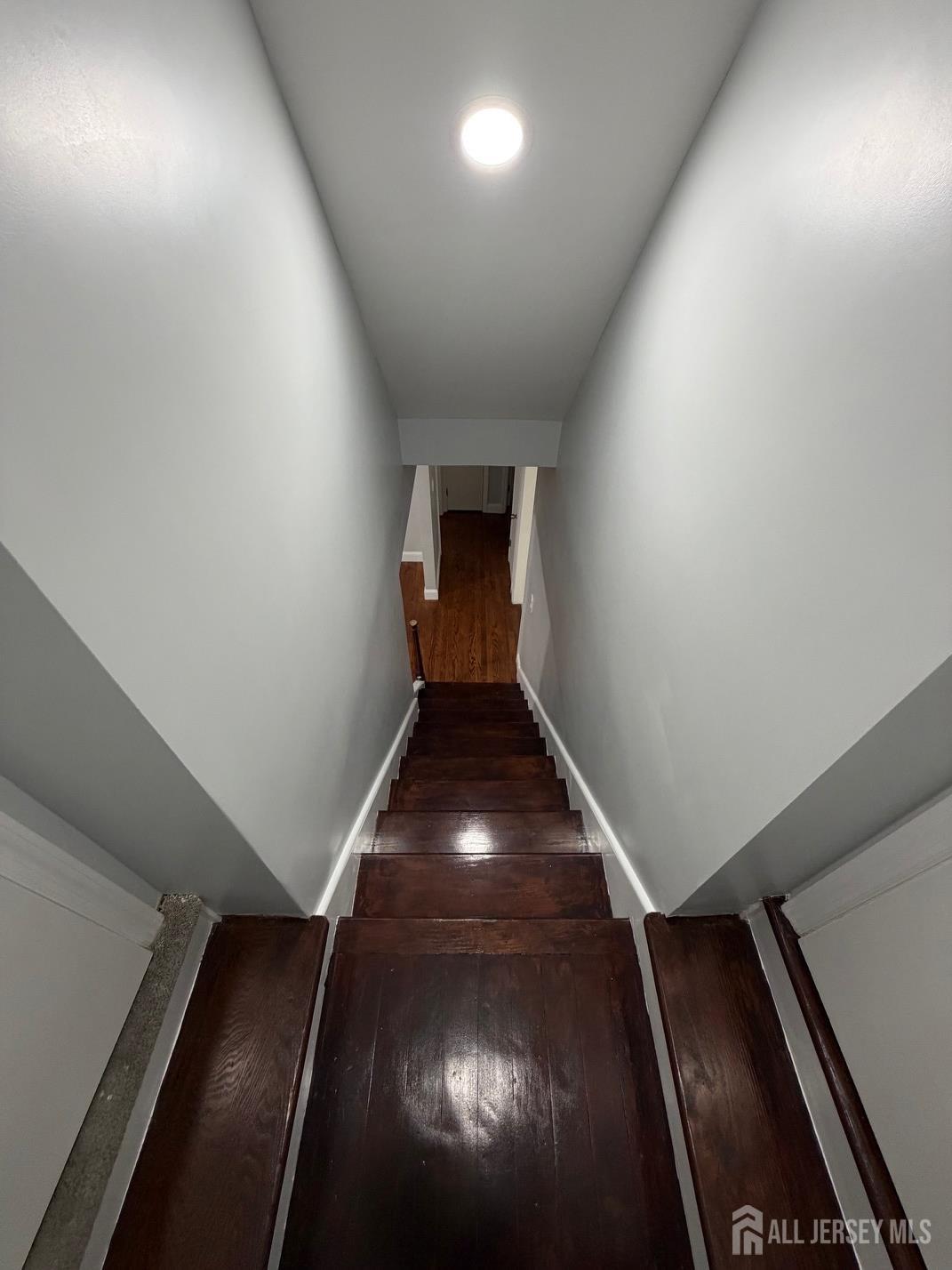 225 225 Harris Avenue Middlesex NJ 08846