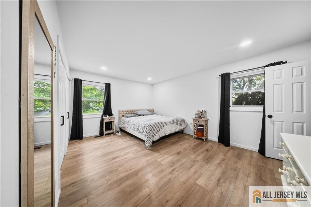 32 Lebed Drive Franklin NJ 08873