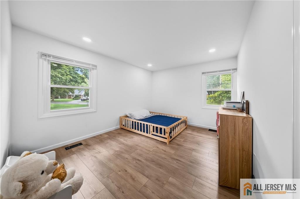 32 Lebed Drive Franklin NJ 08873