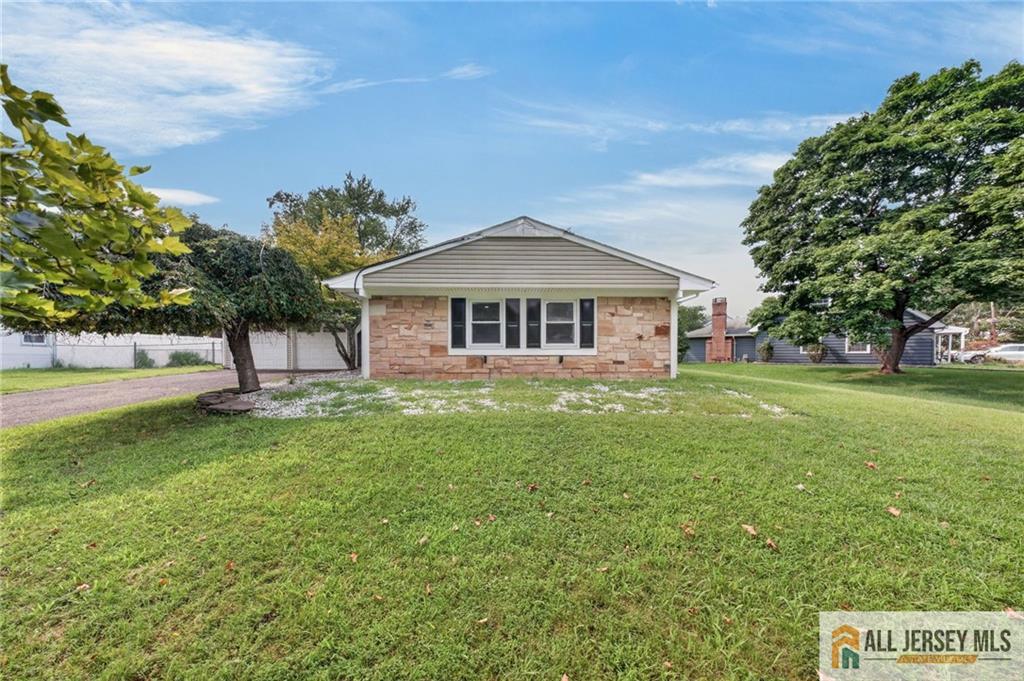 32 Lebed Drive Franklin NJ 08873