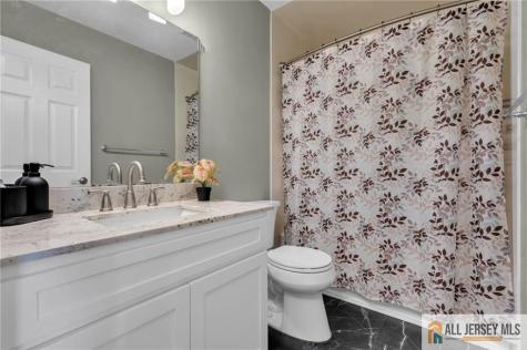 27 Manor Drive Hillsborough NJ 08844