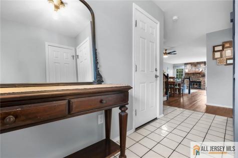 27 Manor Drive Hillsborough NJ 08844