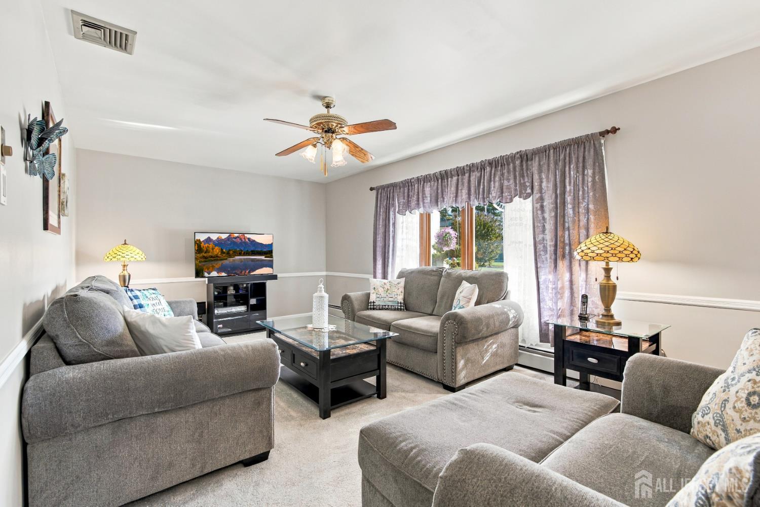 5 Seaman Court Sayreville NJ 08879