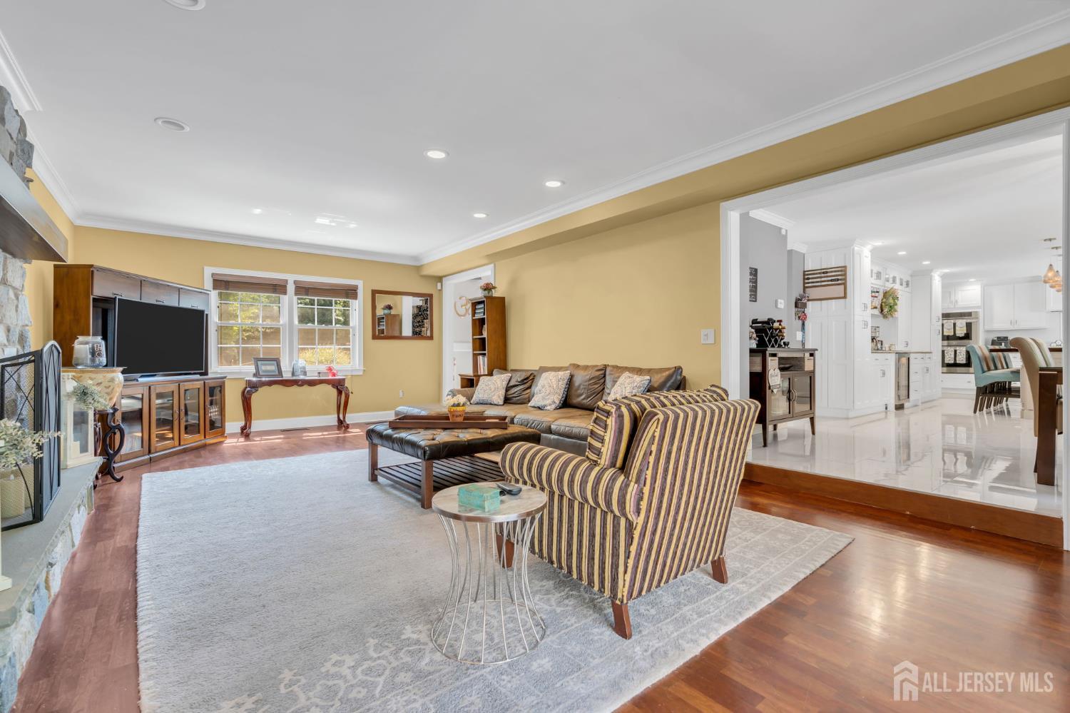 559 Colonia Boulevard Colonia NJ 07067