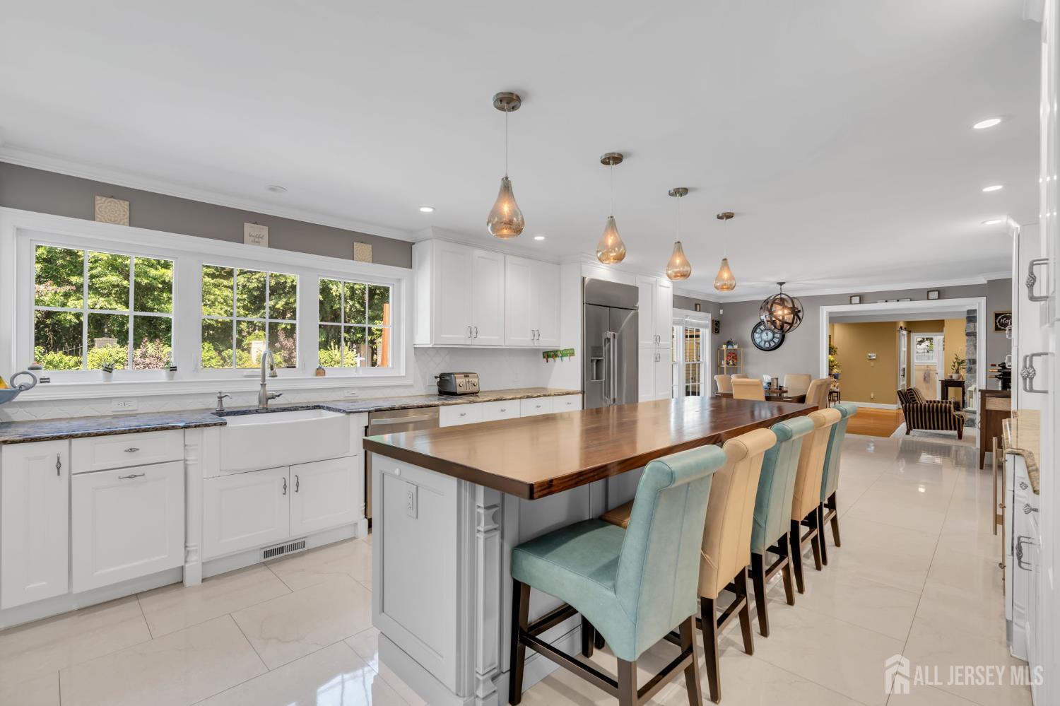 559 Colonia Boulevard Colonia NJ 07067