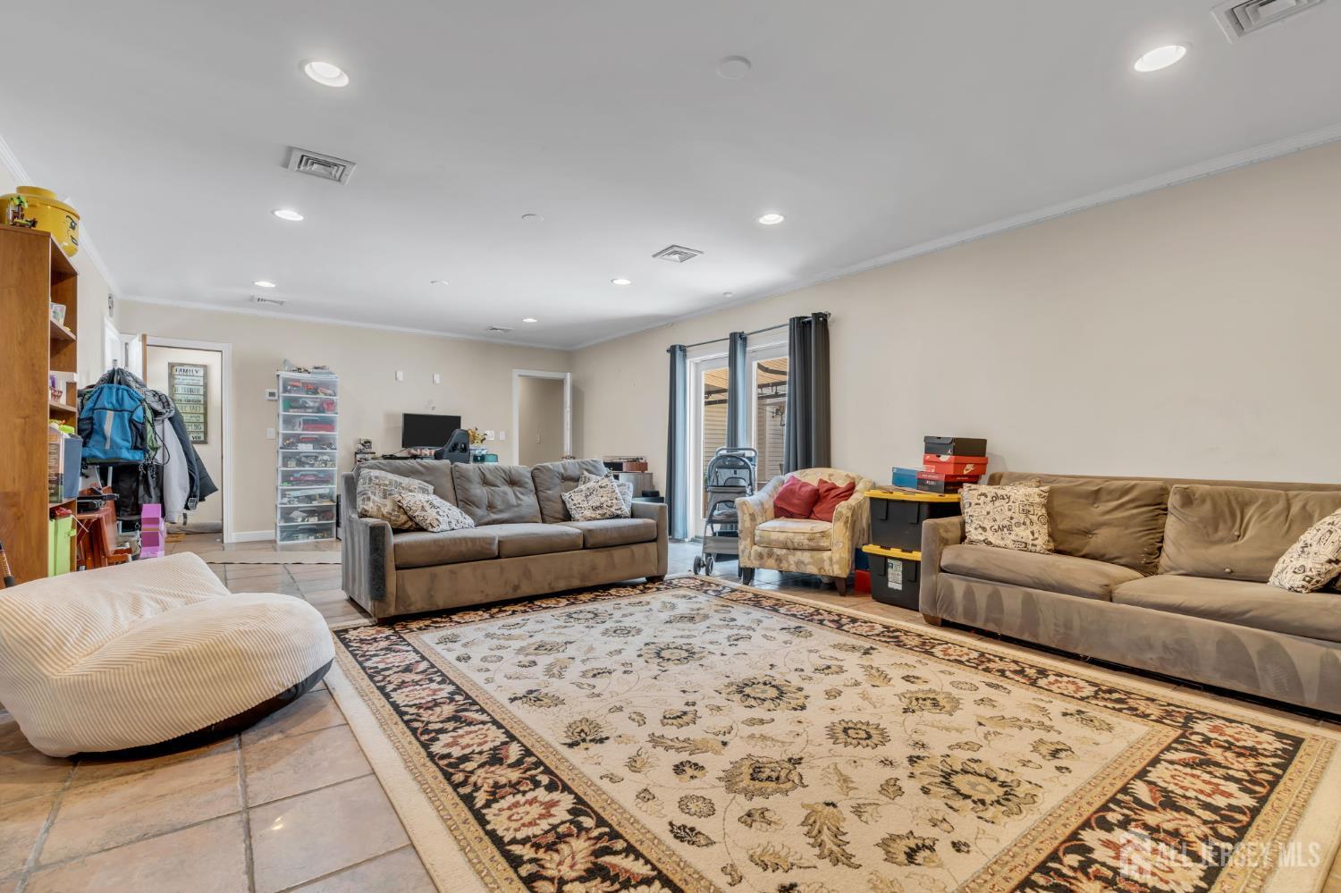 559 Colonia Boulevard Colonia NJ 07067