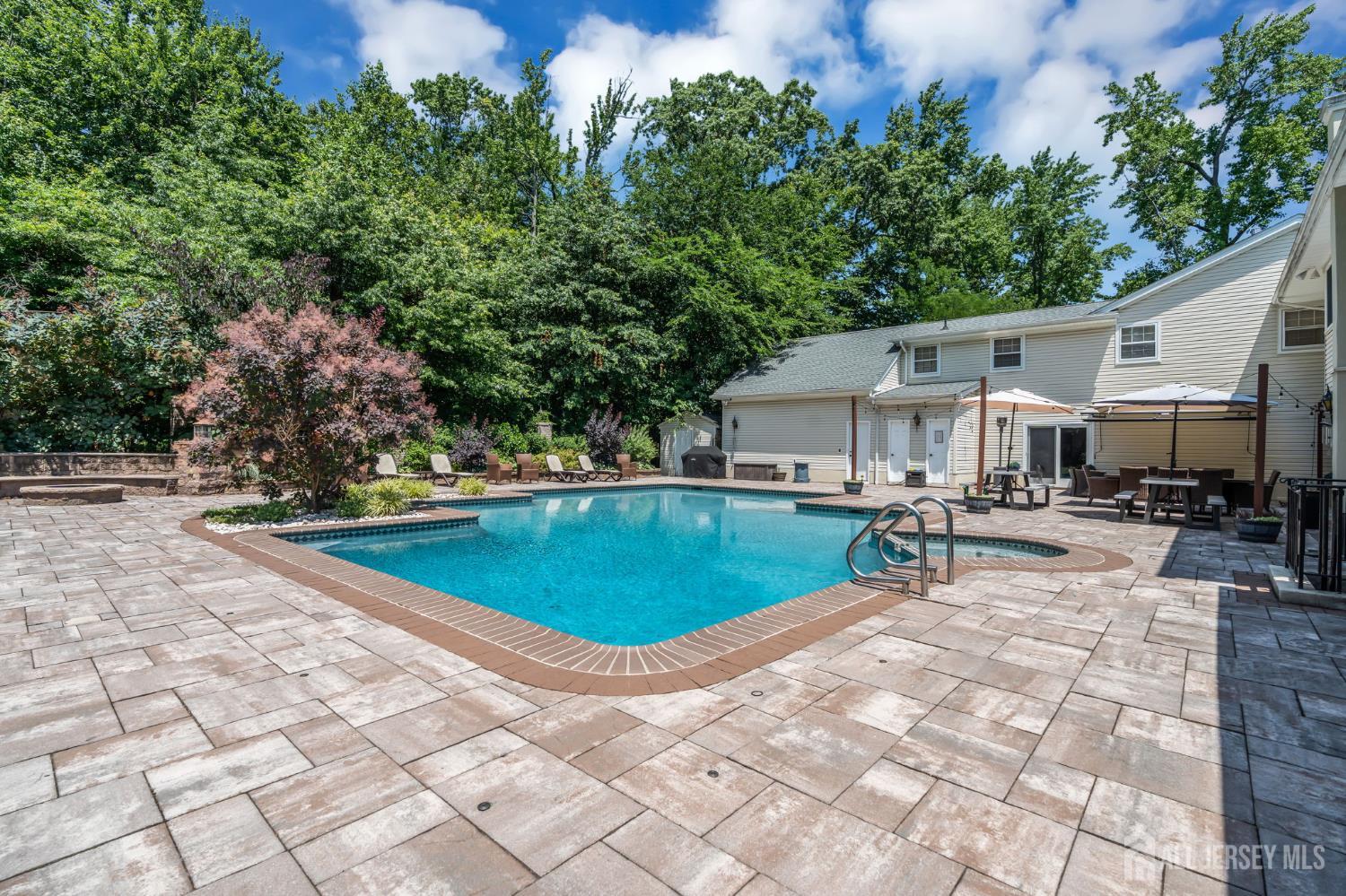 559 Colonia Boulevard Colonia NJ 07067