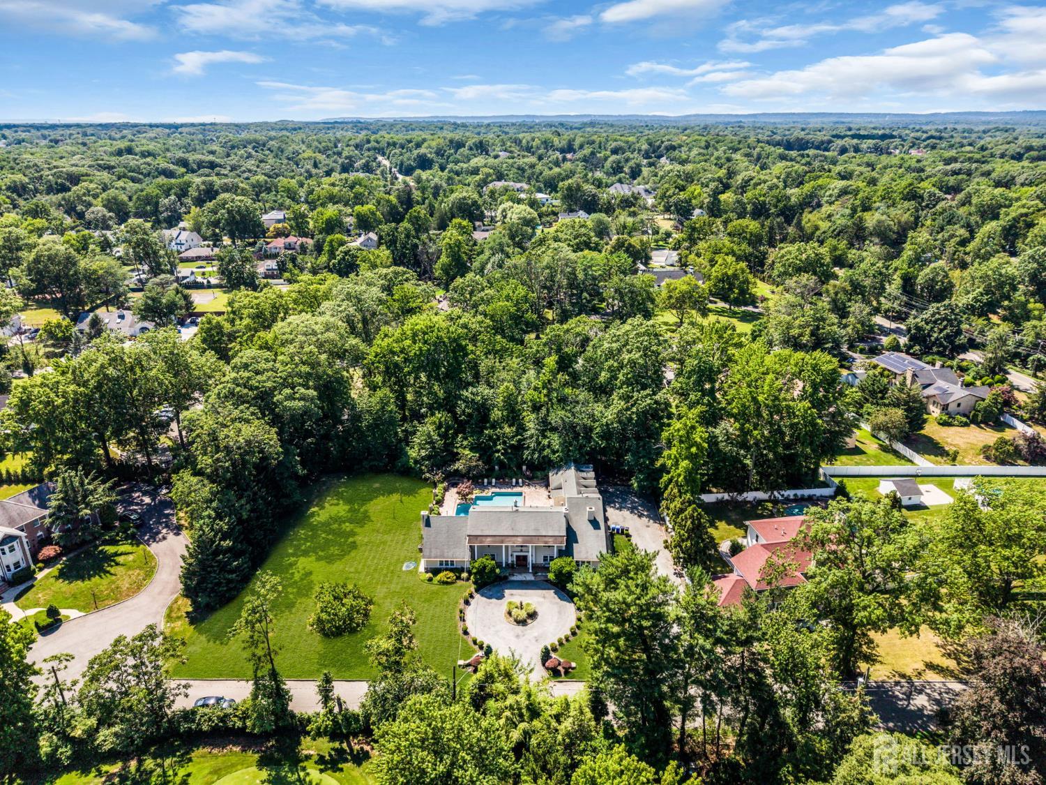 559 Colonia Boulevard Colonia NJ 07067