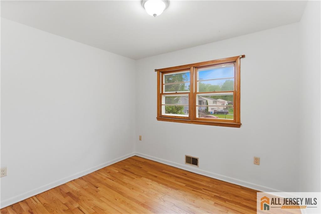 178 Jeff Street Edison NJ 08837