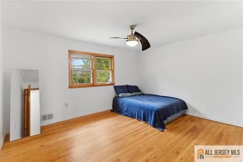 178 Jeff Street Edison NJ 08837