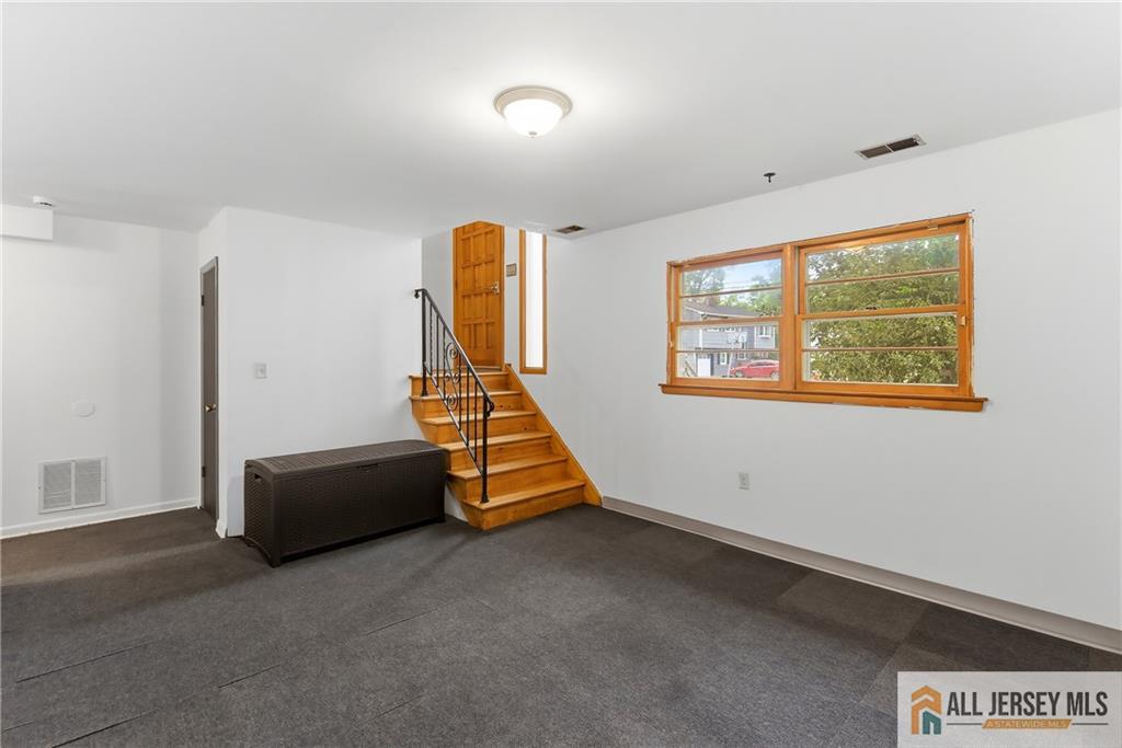 178 Jeff Street Edison NJ 08837