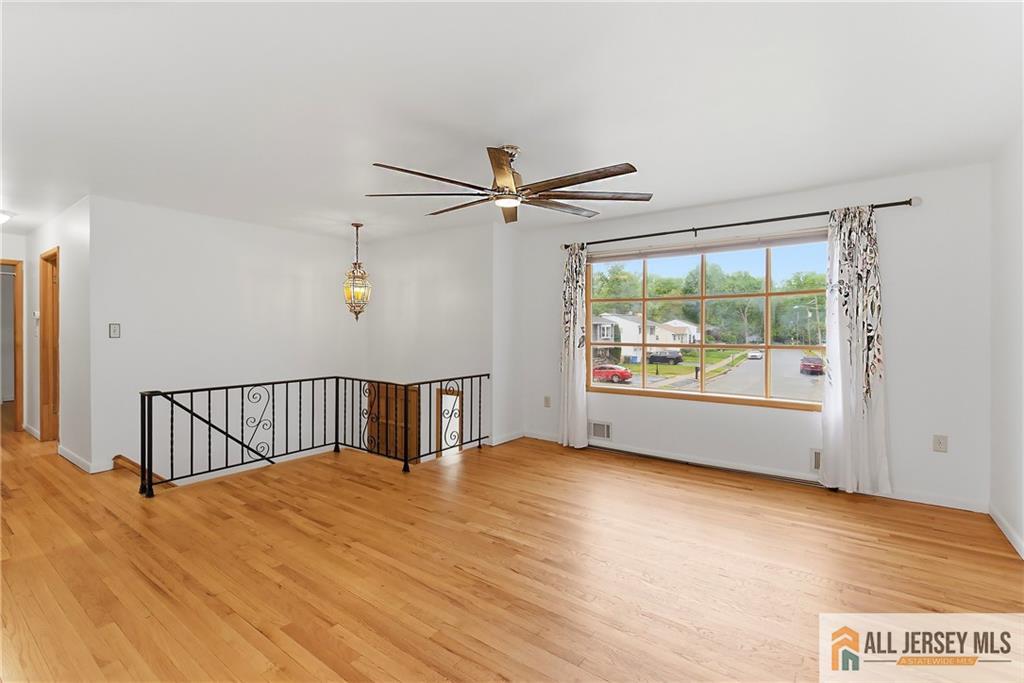 178 Jeff Street Edison NJ 08837