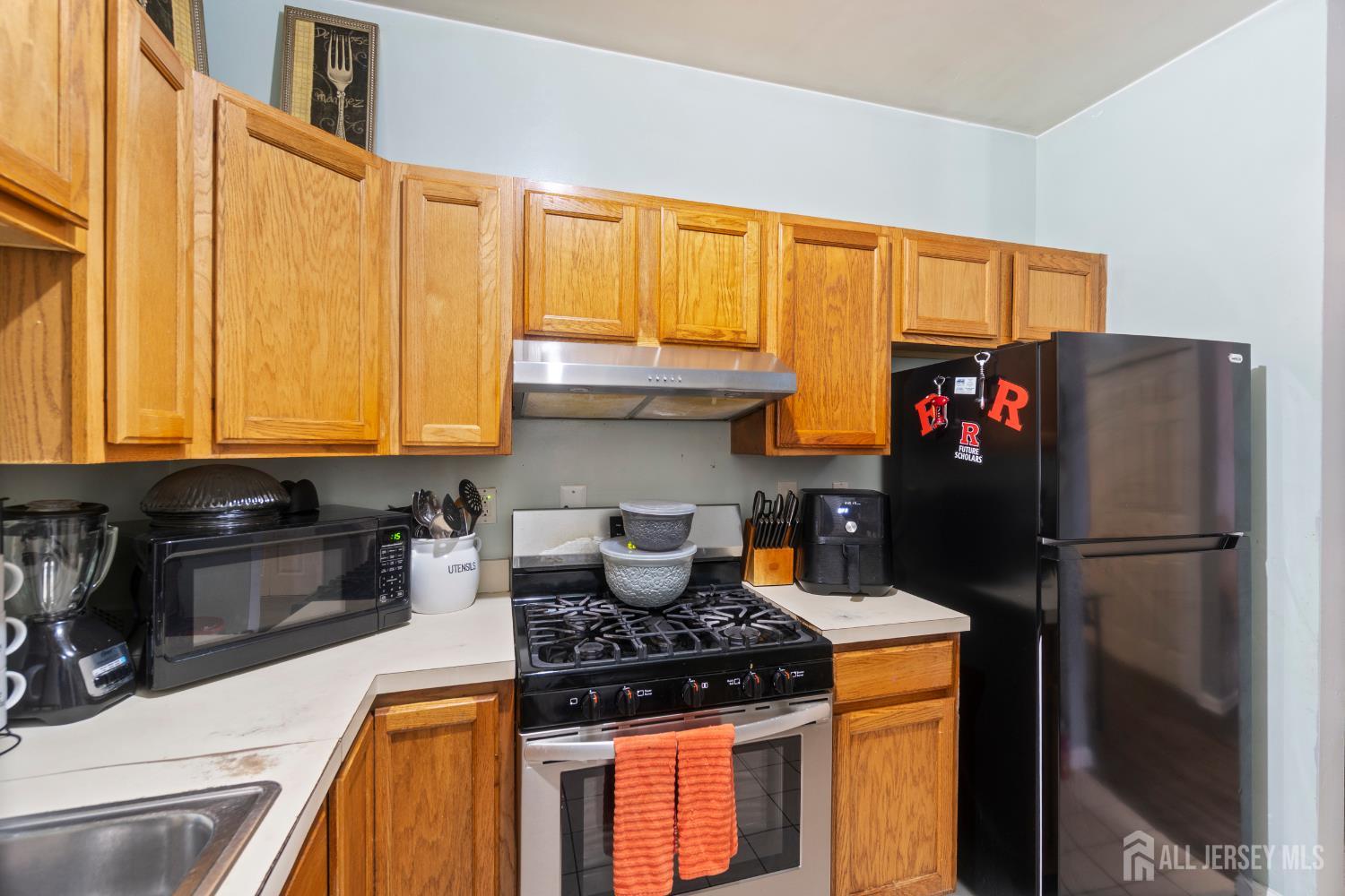 122 Remsen Avenue New Brunswick NJ 08901