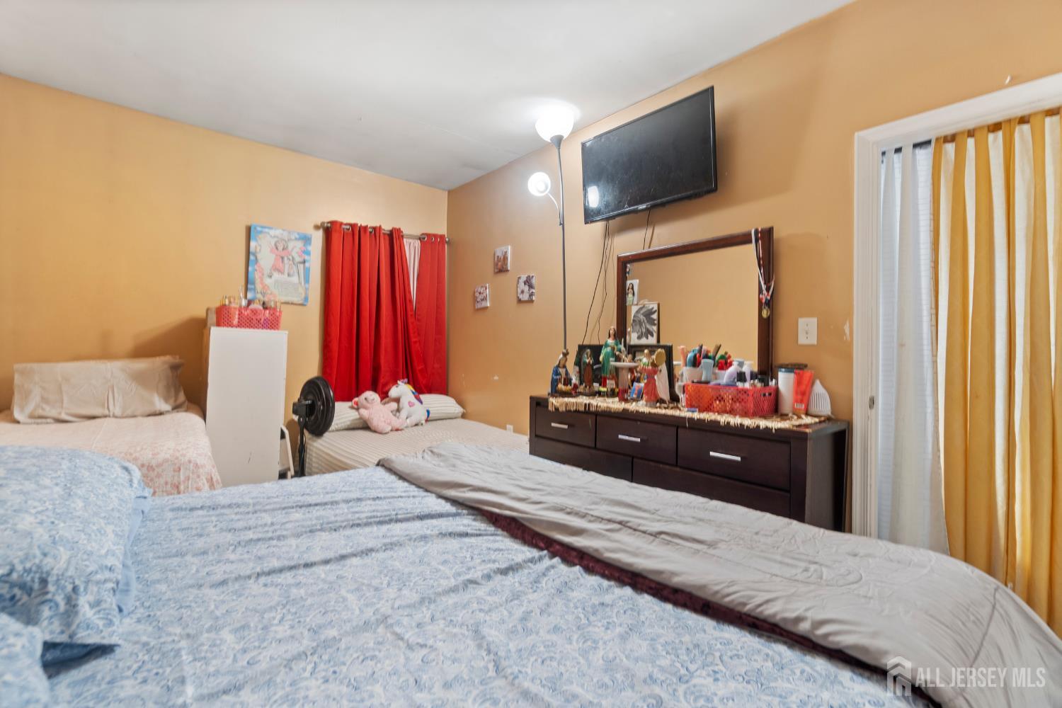 122 Remsen Avenue New Brunswick NJ 08901