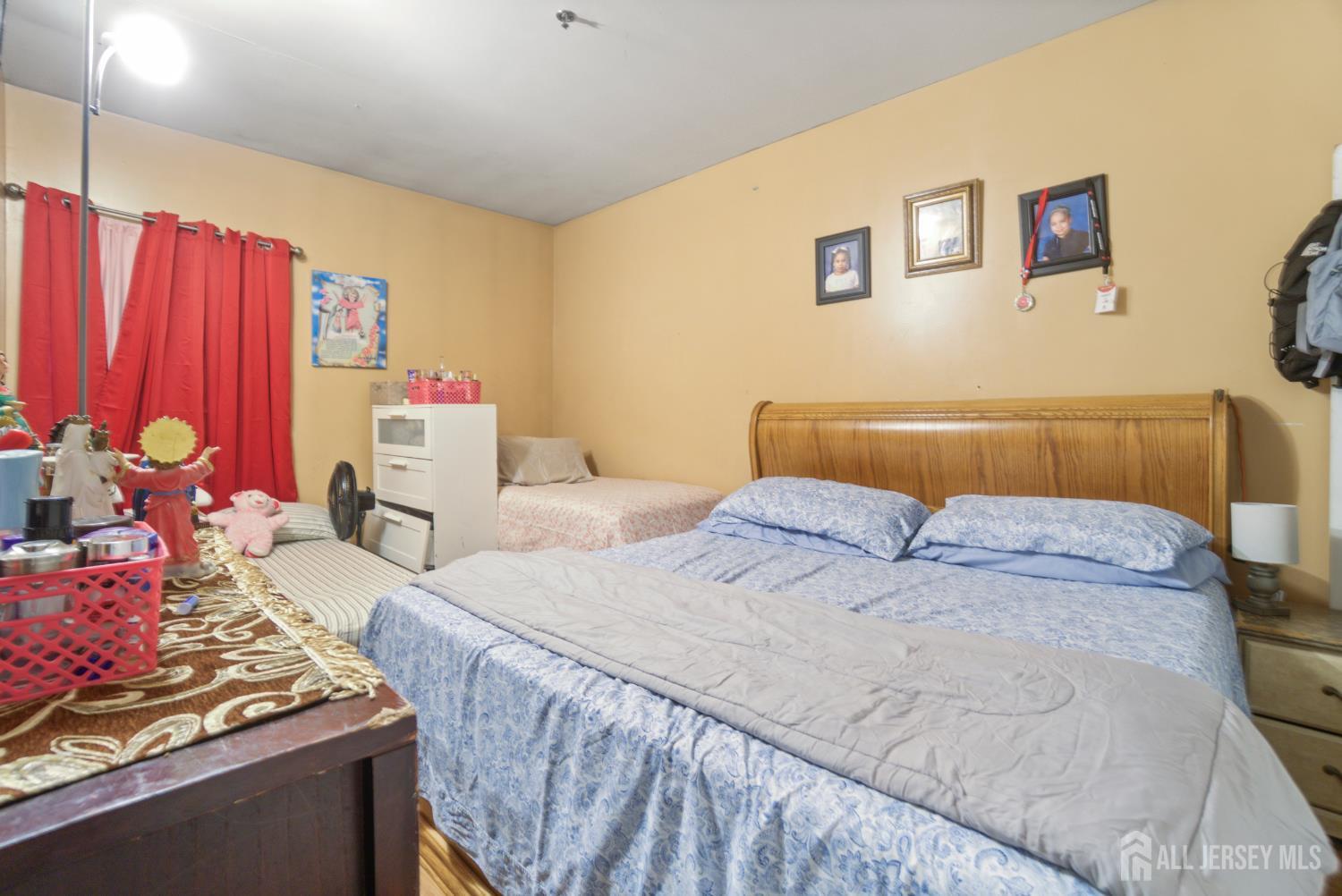 122 Remsen Avenue New Brunswick NJ 08901