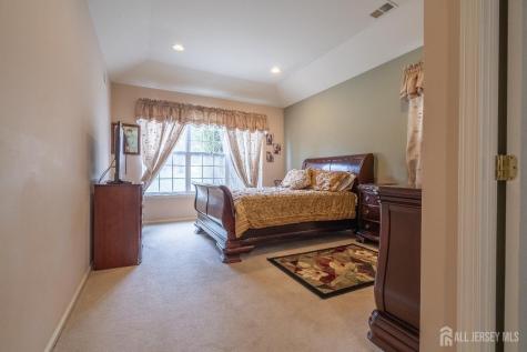 56 Lakehurst Way Monroe NJ 08831