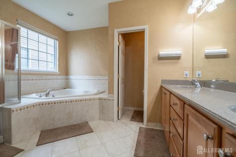 56 Lakehurst Way Monroe NJ 08831