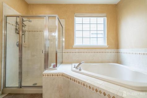 56 Lakehurst Way Monroe NJ 08831