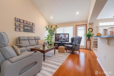 56 Lakehurst Way Monroe NJ 08831