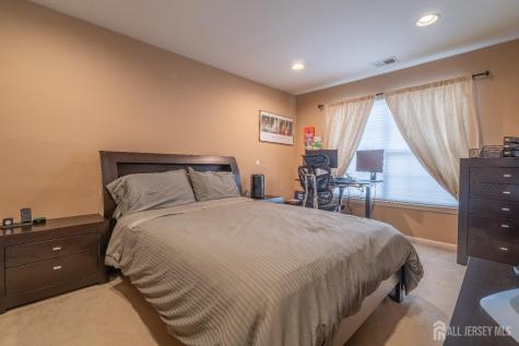 56 Lakehurst Way Monroe NJ 08831