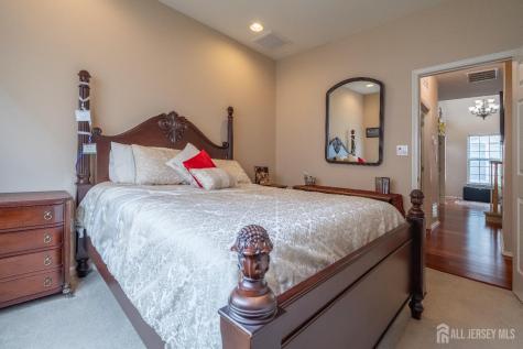 56 Lakehurst Way Monroe NJ 08831