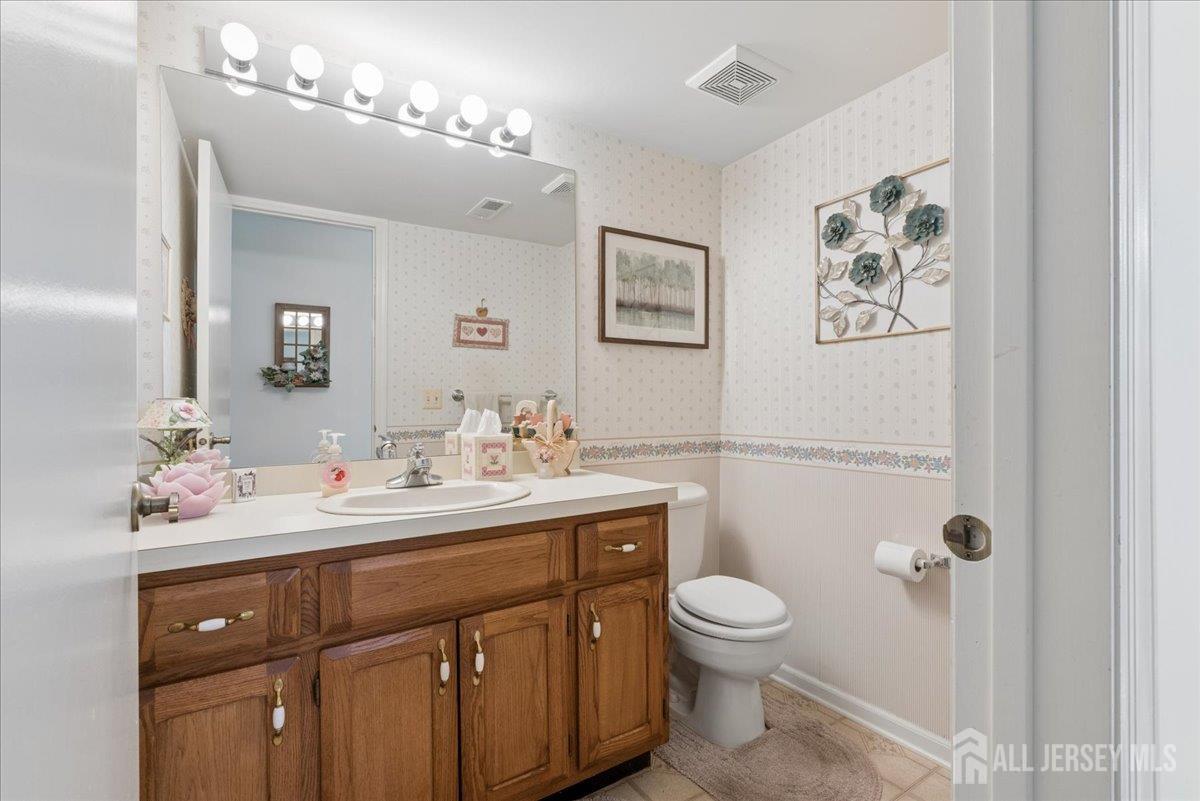 18 Carlisle Court Old Bridge NJ 08857