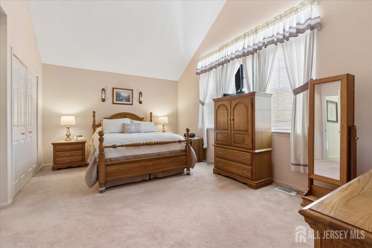 18 Carlisle Court Old Bridge NJ 08857