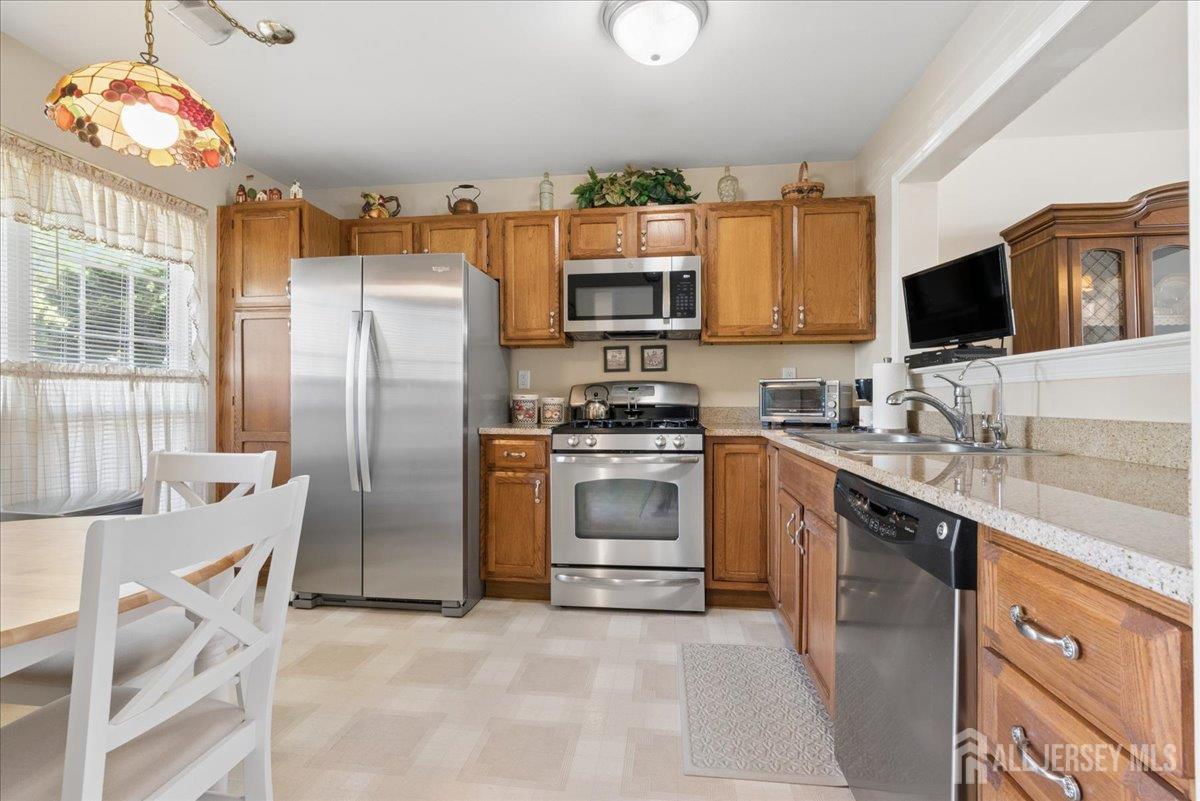 18 Carlisle Court Old Bridge NJ 08857