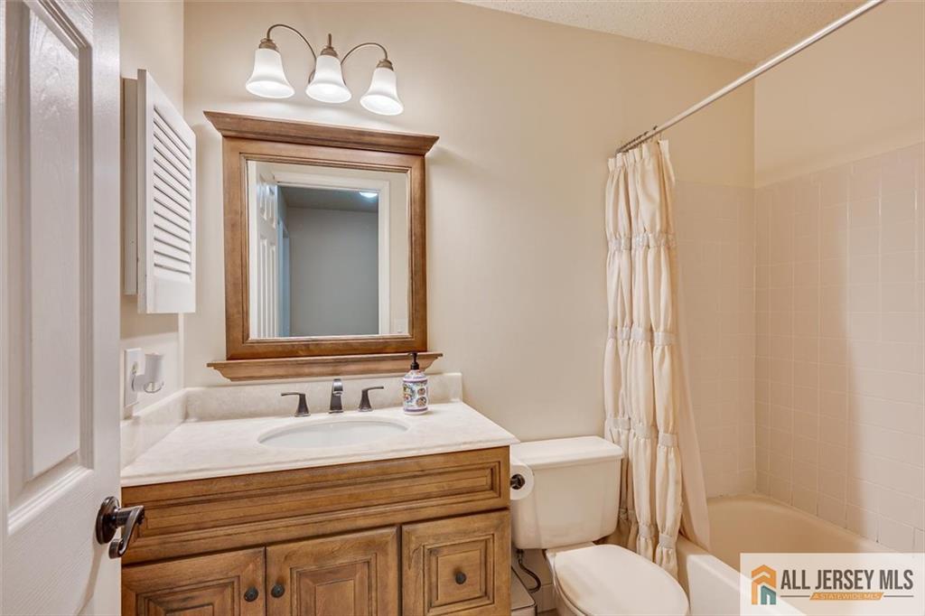 1 Rachel Court South Brunswick NJ 08824